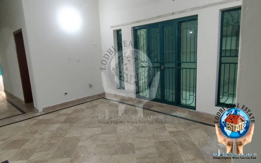 1 Kanal House Is Available In Reasonable Rent Only For Silent Office