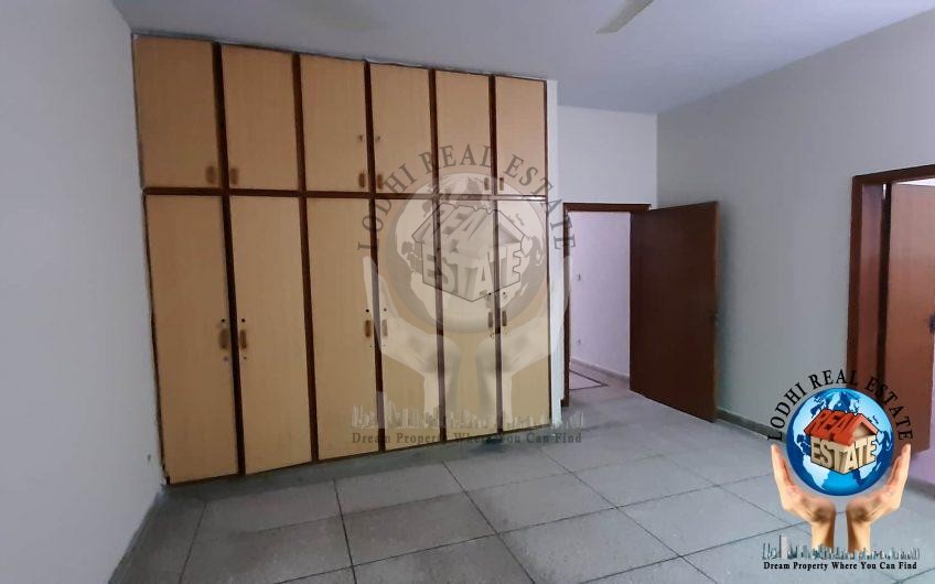 1 Kanal House Is Available In Reasonable Rent Only For Silent Office