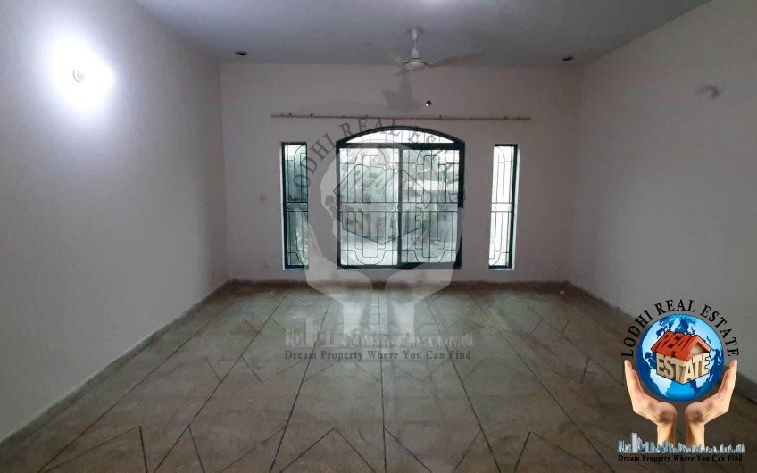 1 Kanal House Is Available In Reasonable Rent Only For Silent Office