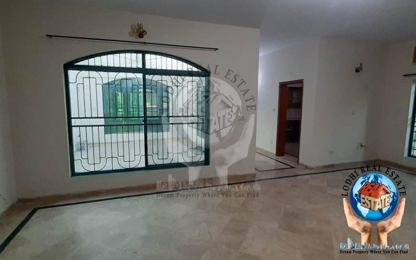 1 Kanal House Is Available In Reasonable Rent Only For Silent Office