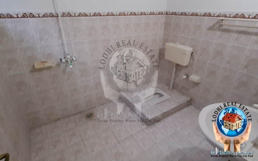 1 Kanal House Is Available In Reasonable Rent Only For Silent Office