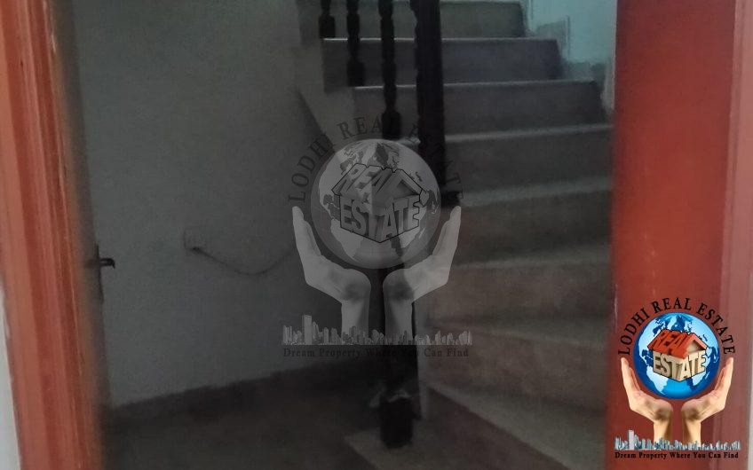 1 Kanal House Is Available In Reasonable Rent Only For Silent Office