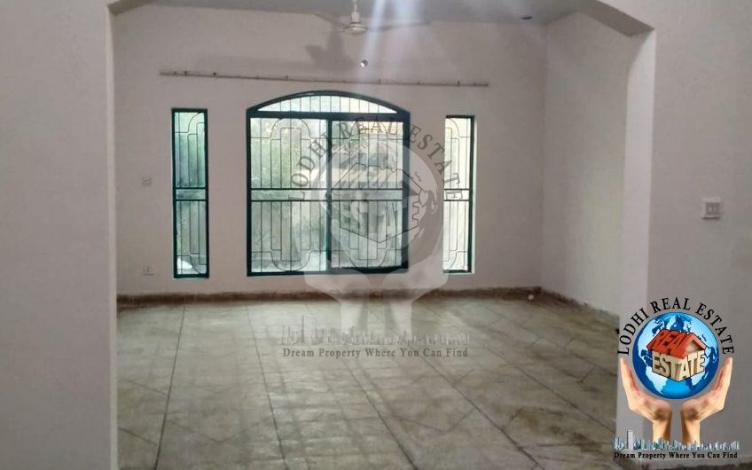 1 Kanal House Is Available In Reasonable Rent Only For Silent Office