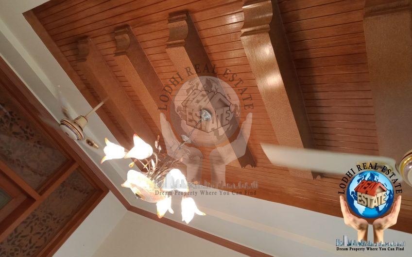 1 Kanal Upper Upper Portion Rent With 4 Bed Servant Quarter Near Emporium Mall Expo Center