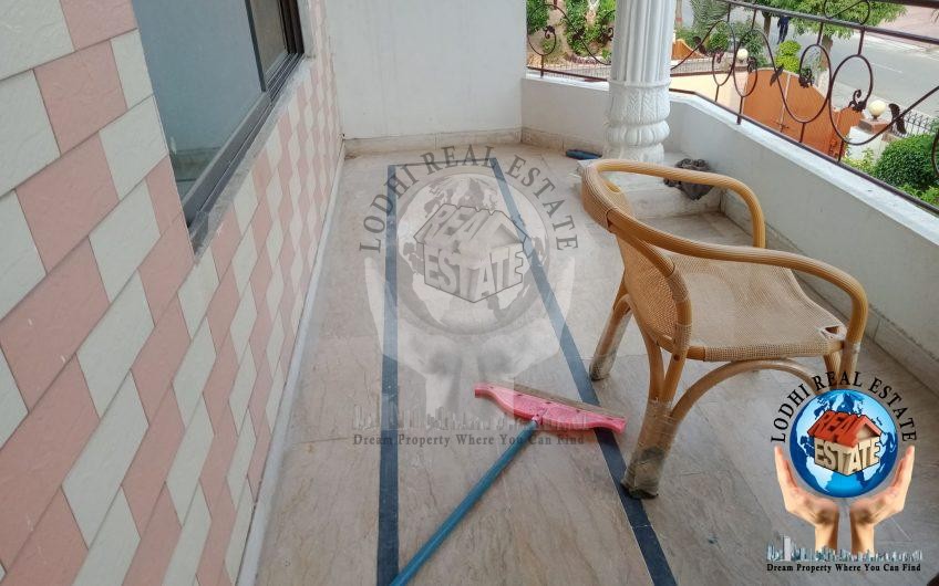 1 Kanal Upper Upper Portion Rent With 4 Bed Servant Quarter Near Emporium Mall Expo Center