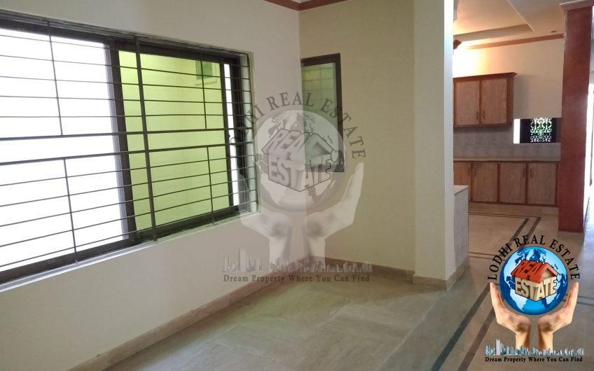 1 Kanal Upper Upper Portion Rent With 4 Bed Servant Quarter Near Emporium Mall Expo Center