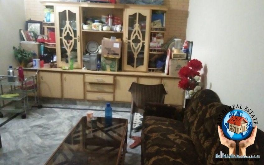 5 Marla Upper Portion Available For Rent Near Emporium Mall